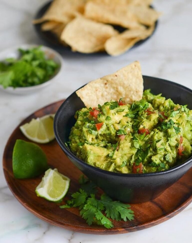 Guacamole Recipe – Fresh, Creamy & Authentic Mexican Style