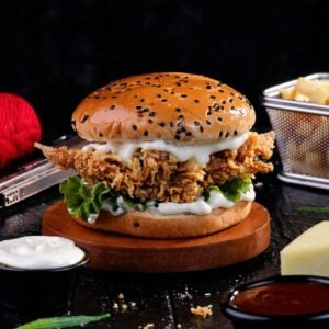 Zinger Burger Recipe – Crispy, Juicy & Restaurant-Style